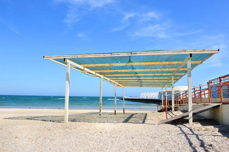 海滩遮阳篷图片-海滩遮阳篷素材-海滩遮阳篷插画-摄图新视界
