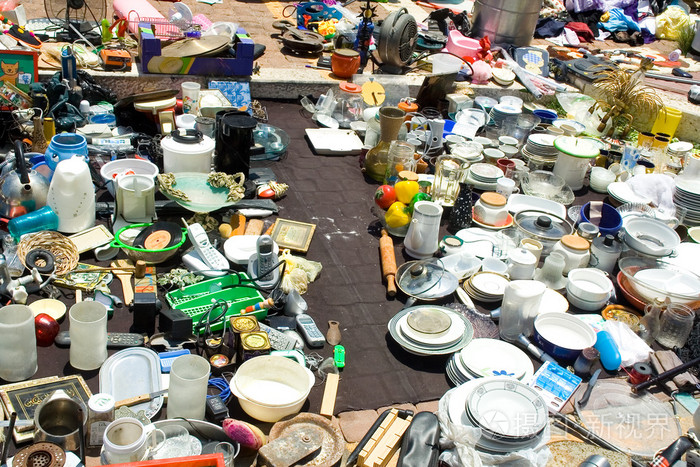 跳蚤市场旧货和廉价商品市场