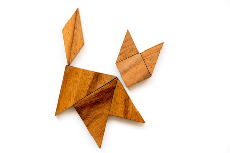 白底猫形七巧板拼图照片