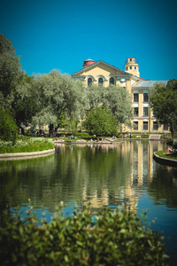 视图的一个池塘和通信手段的工程师大学为例。圣彼得斯堡