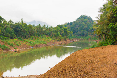 Louangphabang, 老挝, 南汗河的看法。文本的复制空间