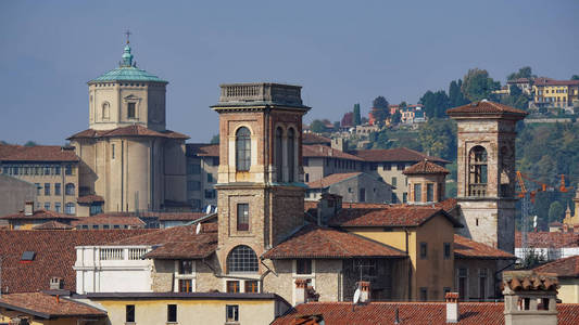 老贝加莫的全景, 意大利。贝加莫, 也叫 La Citt 工会千禧, 是城市在伦巴第, 北部意大利, 大约40公里东北米兰
