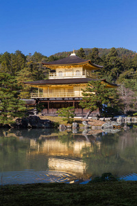 金色遗产 buddish 亭水反射, 京都日本地标