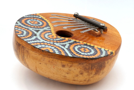 克林巴琴非洲班图人的乐器