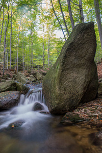 小流 watterfall jizerske 山