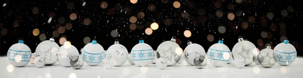 白色和蓝色的圣诞小排队3d 渲染