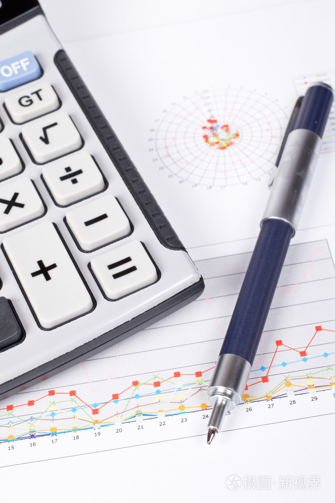 计算用的慎重的贬精于算计的