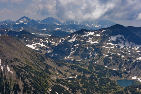 保加利亚 Vihren 峰 Pirin 山景观