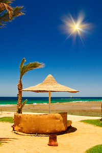 埃及美丽的热带海滩。