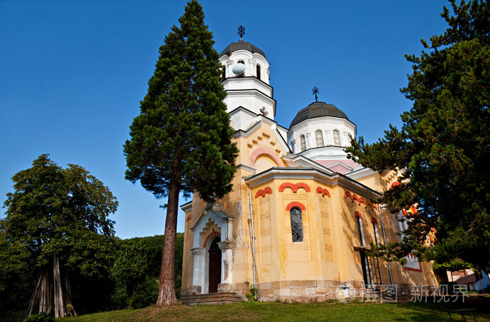 波克罗夫博戈罗季奇教堂