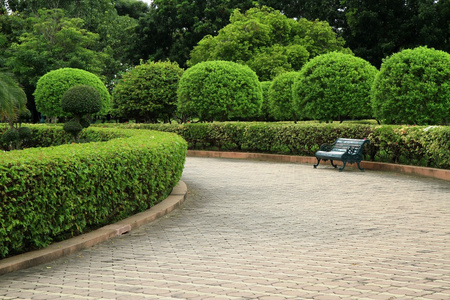 花园，菜园 公园 供应点心的露天设施 大型公共礼堂