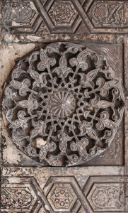 阿拉伯东方装饰雕刻阿拉伯东方的伊斯兰艺术在墙上观赏木雕