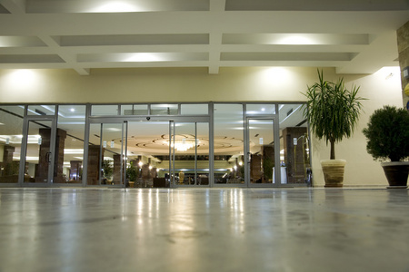现代商业中心大厅图片