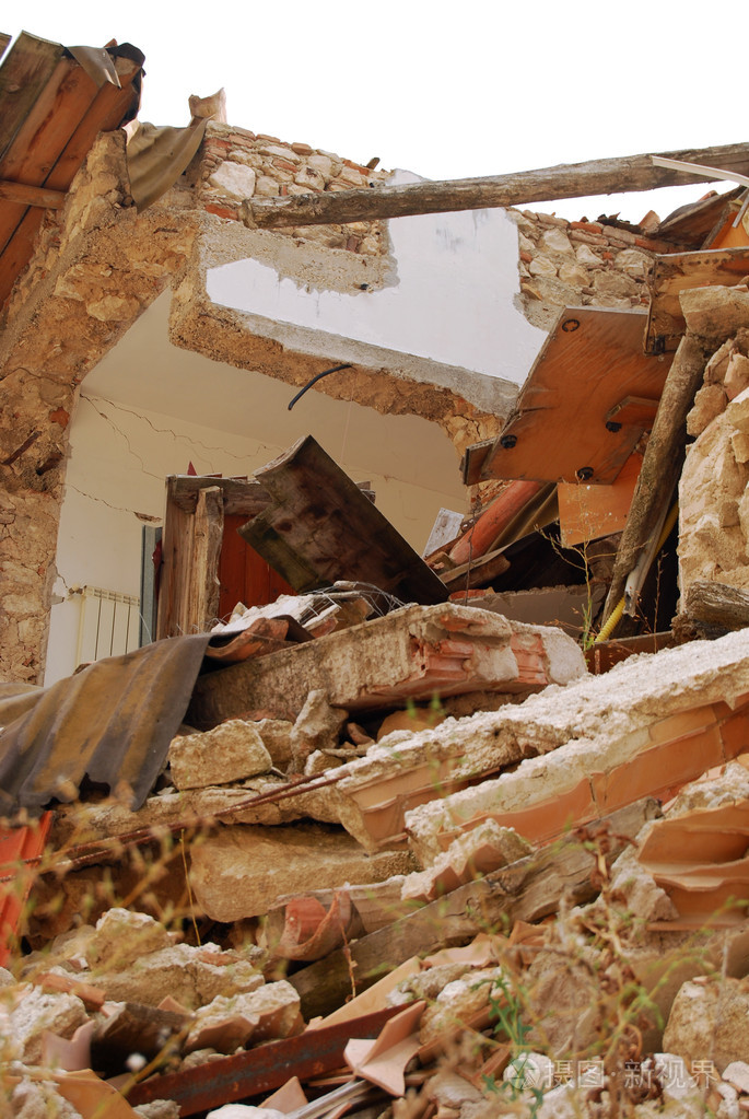 阿布鲁佐地震的废墟(意大利)