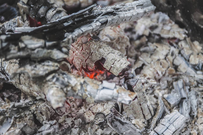 木材煤和灰烬的木柴燃烧后的残留物