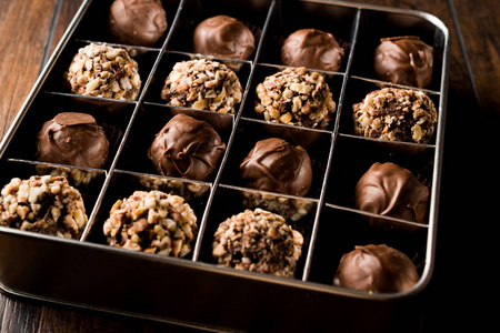 榛子巧克力果仁盒