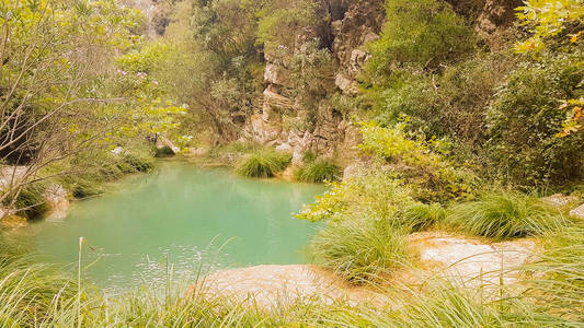 Polilimnio 在奔希腊。美丽的旅游胜地