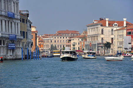 大航道的威尼斯船只图片