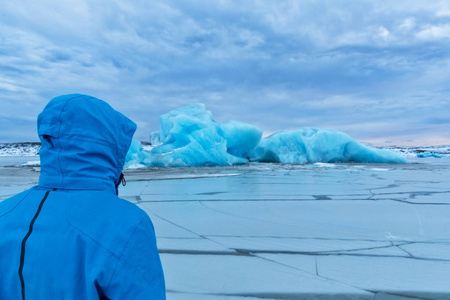 Fjallsarlon 冰山的人探险者画像, 冰岛