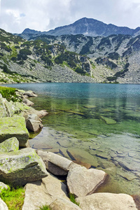 Banderishki 鸡峰和鱼湖，皮林山，保加利亚