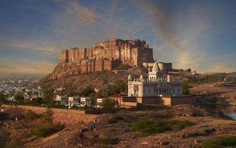 Mehrangarh 堡和贾斯万特旺达陵墓