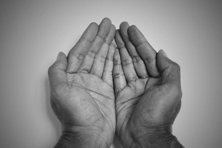 可怜的双手图片