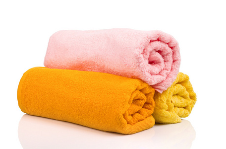 毛巾，手巾，纸巾 towel的名词复数 