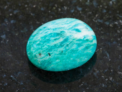 抛光 amazonite 宝石 亚马逊石 在黑暗中