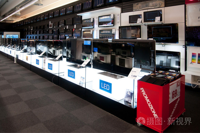 大型电子零售商店