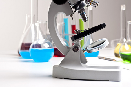 显微镜及实验室用具