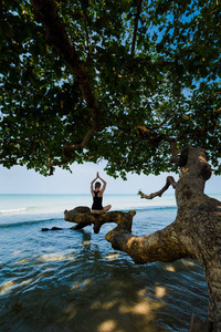 热带海滩瑜伽课程