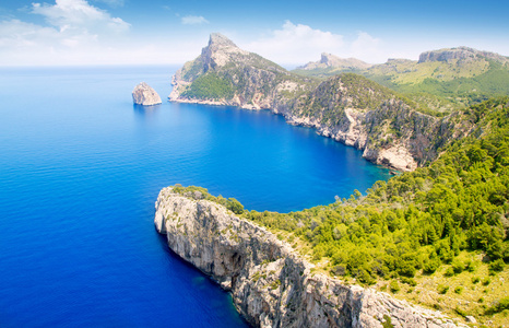 马略卡的海角到波伦萨空中海景