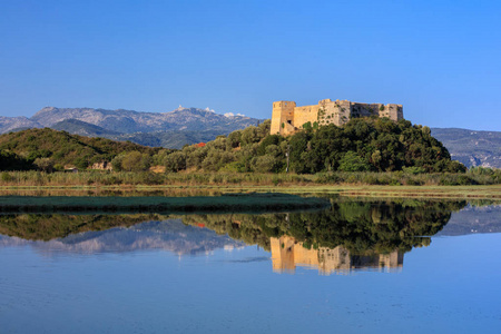 格里瓦斯 卡斯特罗 Griva 城堡在莱夫, 希腊