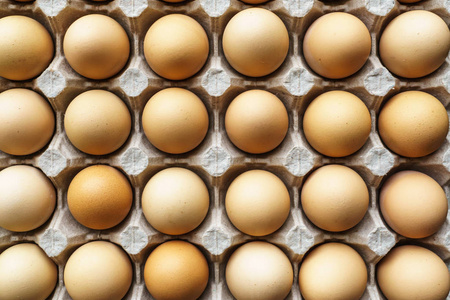 鸡蛋盒生鸡蛋, 顶部视图, 鸡蛋背景