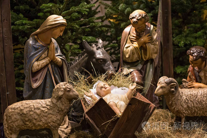 传统圣诞基督降生的场景