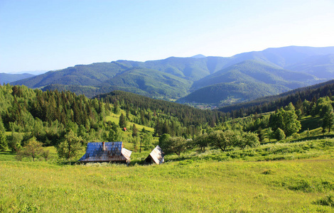 乌克兰 Yaremche 山 Makovitsa 山脉全景