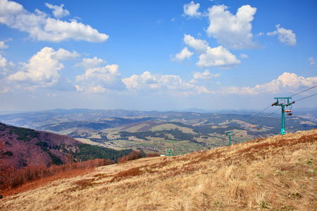 喀尔巴阡山脉位于欧洲中部亦作 Carpathians