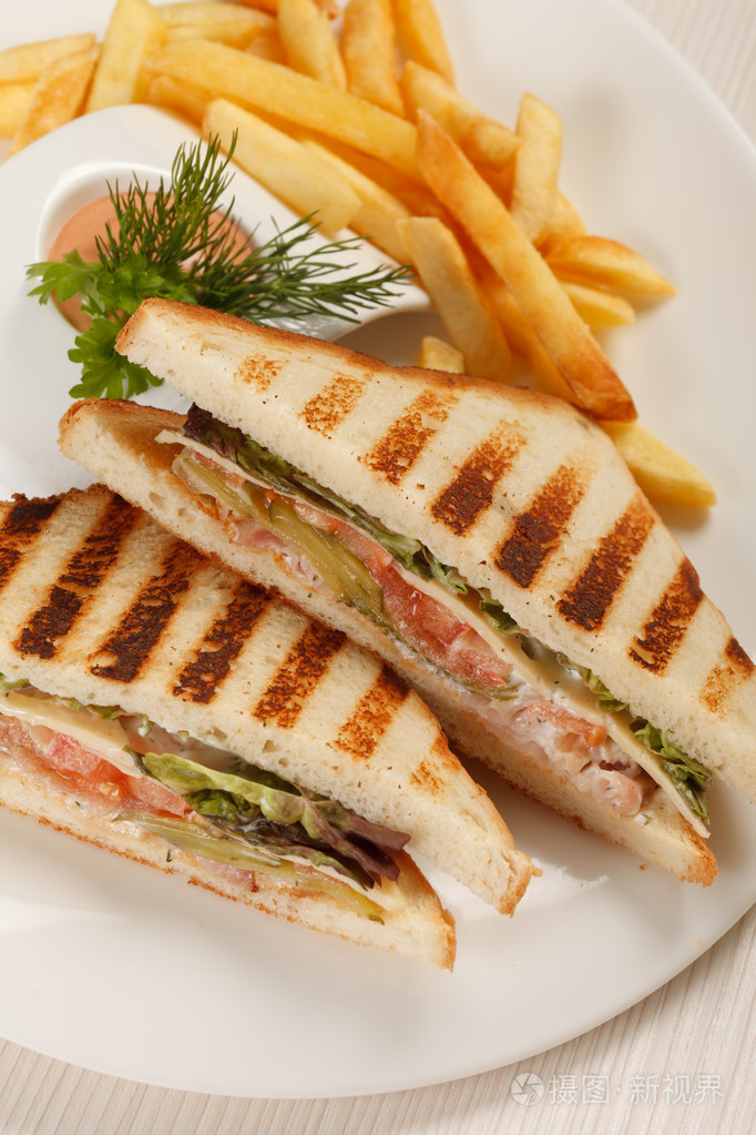 法式炸土豆三明治