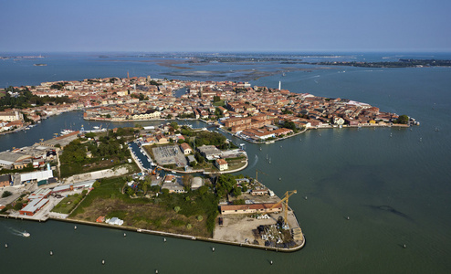 意大利威尼斯穆拉诺岛和威尼斯泻湖的鸟瞰图