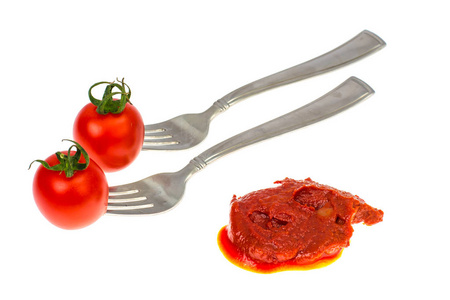 天然自制番茄酱, 西红柿, 白色背景叉子