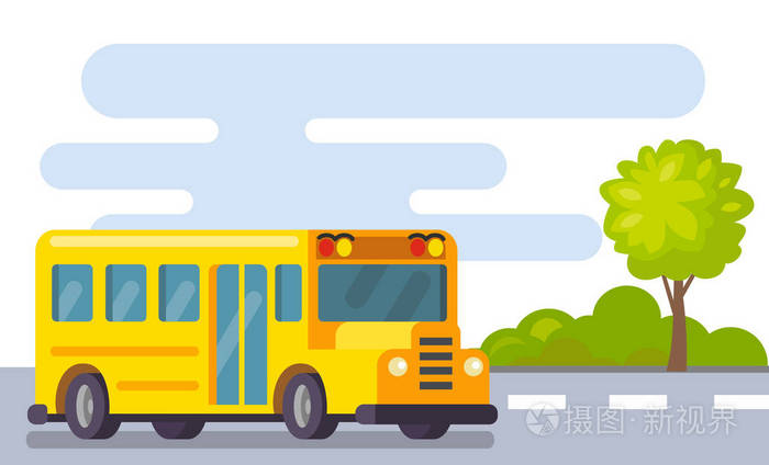 黄色学校公共汽车在街道