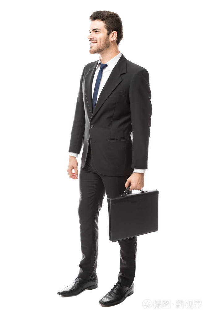有公文包的年轻生意人