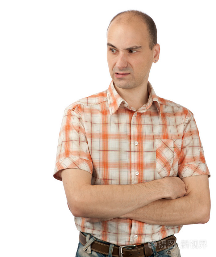 年轻人表示不满