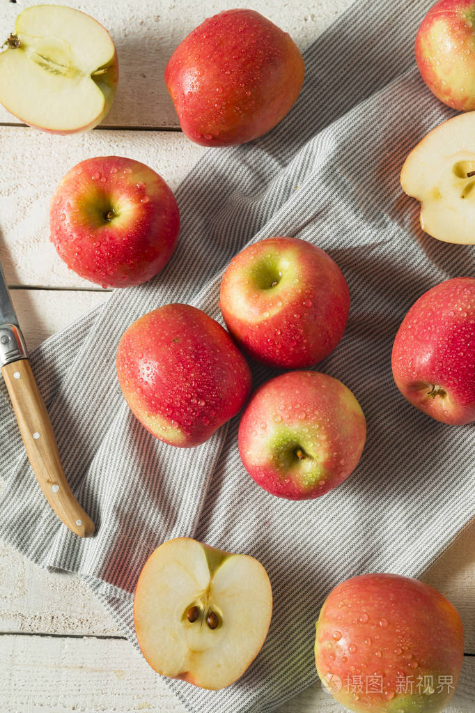 生红有机粉红女士苹果