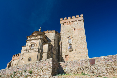 阿拉塞纳城堡