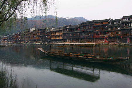 中国河船风景