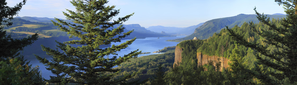 哥伦比亚河峡谷  vista 房子 全景