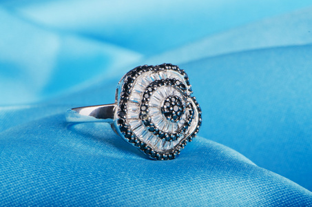 戒指珠宝首饰图片