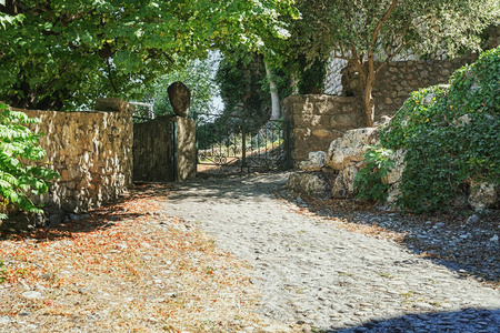 法国 Ardeche 地区乡村 Balazuc 的印象