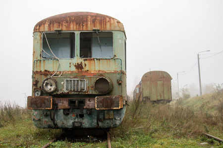 被遗弃的旧火车总站图片